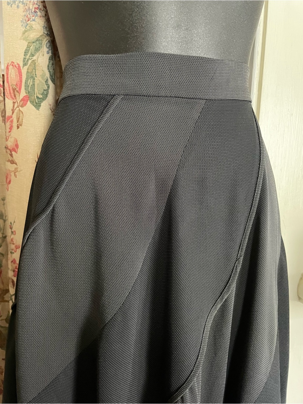BALENCIAGA 2004 Gray Flare Skirt - Picture 2 of 8